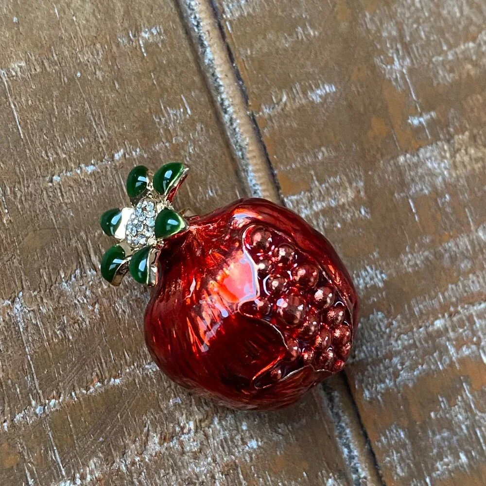 VINTAGE ESTATE Pomegranate Brooch Pin Rare Enamel Rhinestone Costume Jewelry 80s